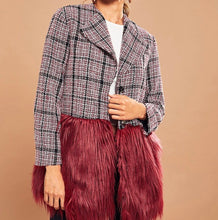 Load image into Gallery viewer, Vintage Audrey Faux Fur Hem Tweed Coat