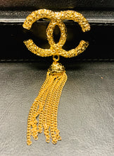 Load image into Gallery viewer, Faux Initial C C Golden Fringe Brooch