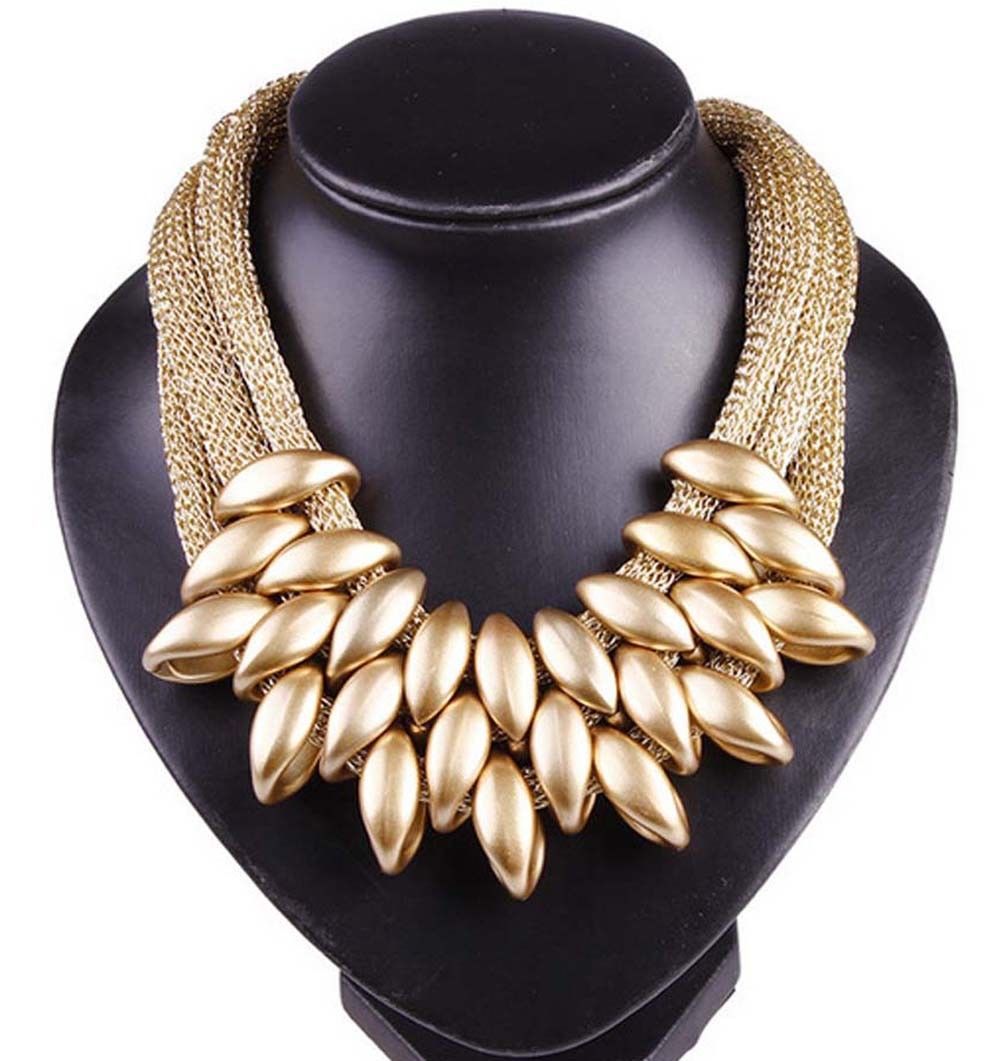 Shell Choker Chain Statement Necklace / Multiple Colors Available